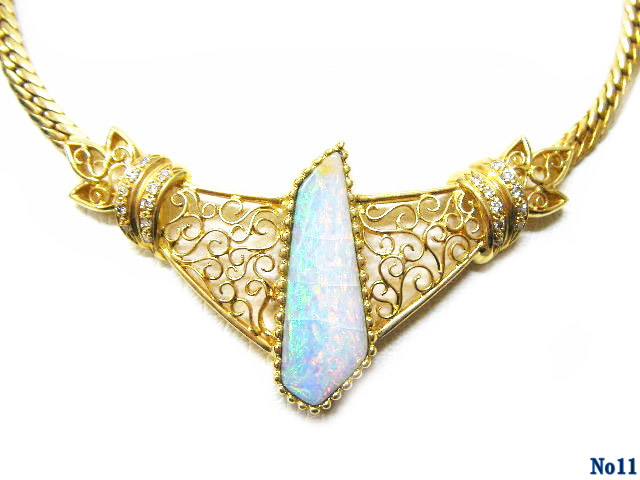 necklace opal K18