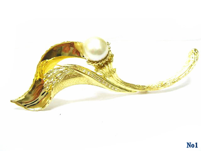 brooch pearl K18